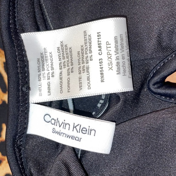 Calvin Klein Women's Animal-Print V-Wire Bandeau Halter Tankini Top XS - Picture 8 of 8